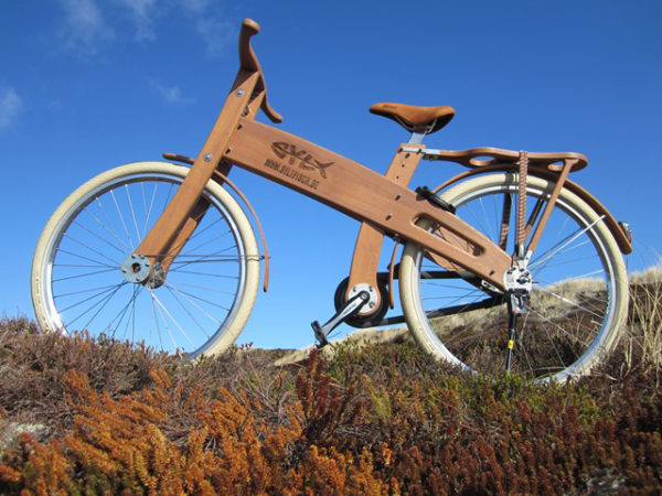 Syltfisch Holzfahrrad - Designer Rad aus Eichenholz - Syltfisch